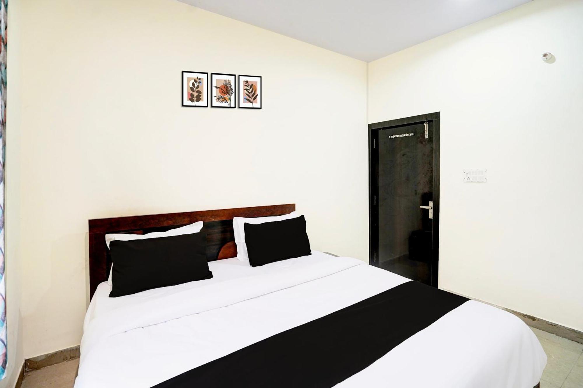 Hotel O The Crown Inn Danapur Exterior photo