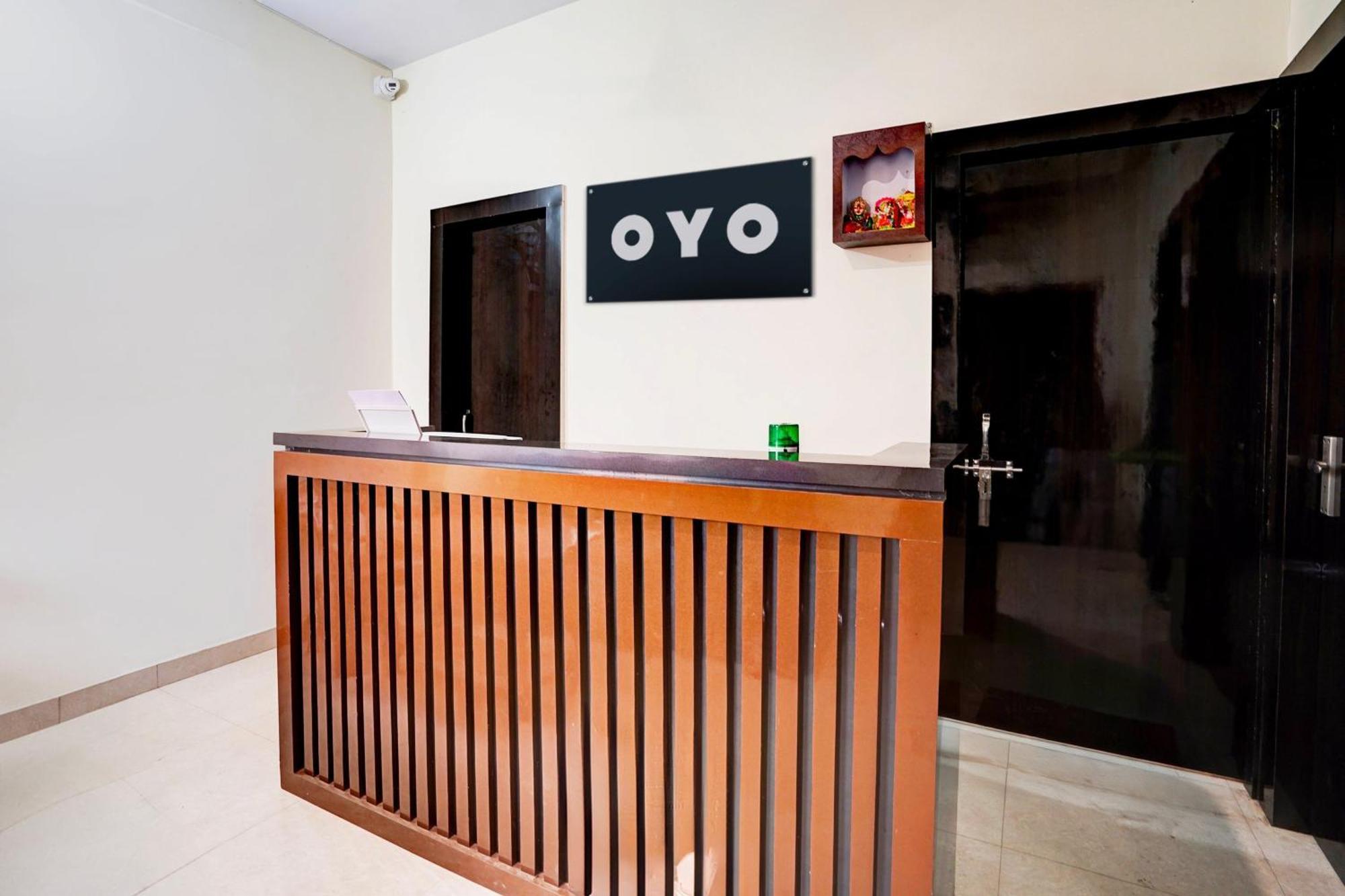 Hotel O The Crown Inn Danapur Exterior photo