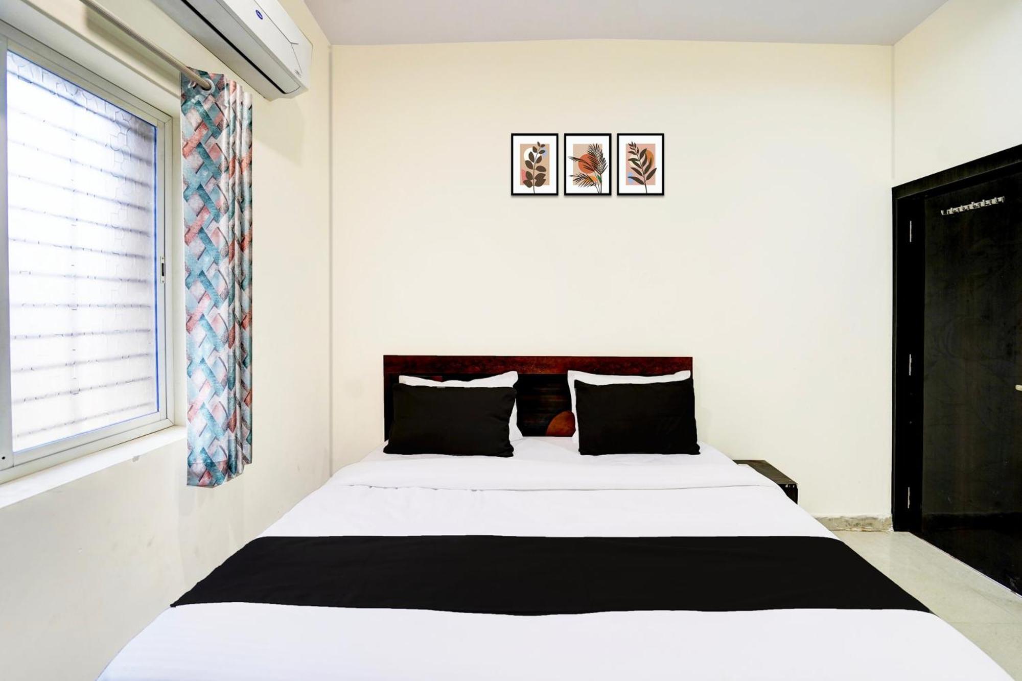 Hotel O The Crown Inn Danapur Exterior photo
